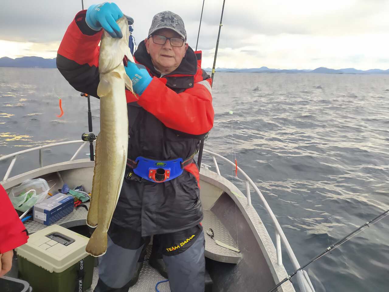 wędkarstwo-w-norwegii-molwa-smola